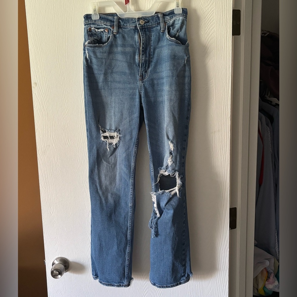 Abercrombie & Fitch Ripped Straight Leg Jeans - Blue
